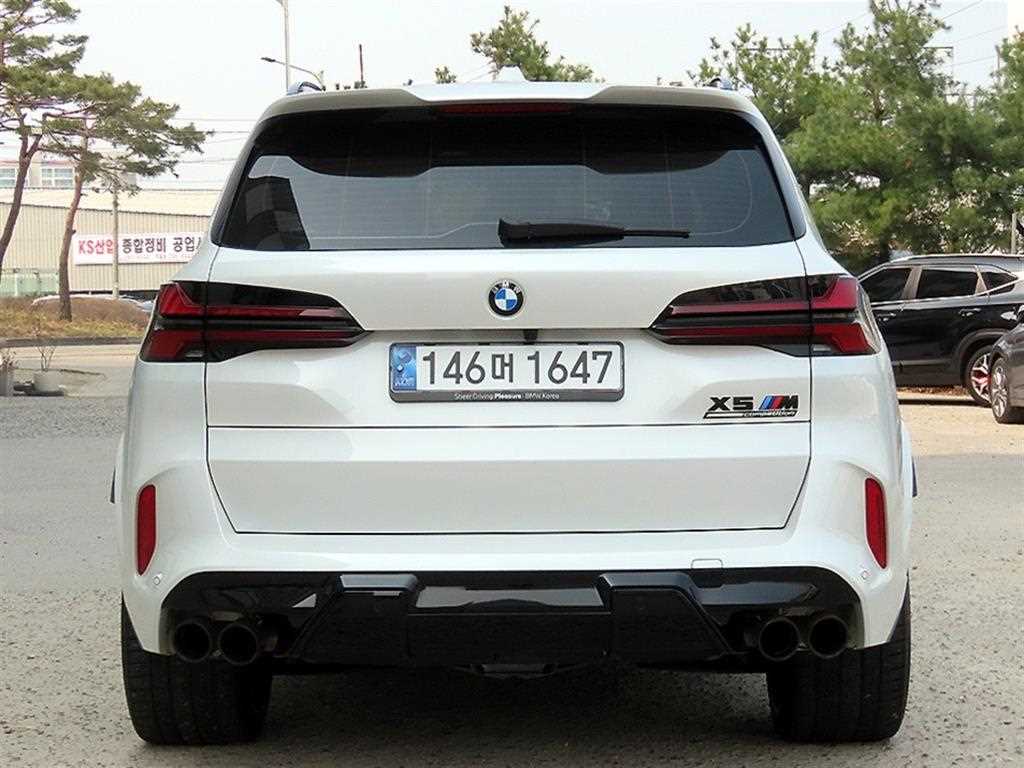 BMW X5M - Vista 4