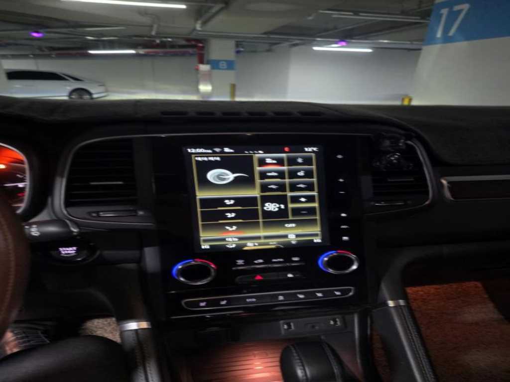 SAMSUNG QM6 - Vista 11