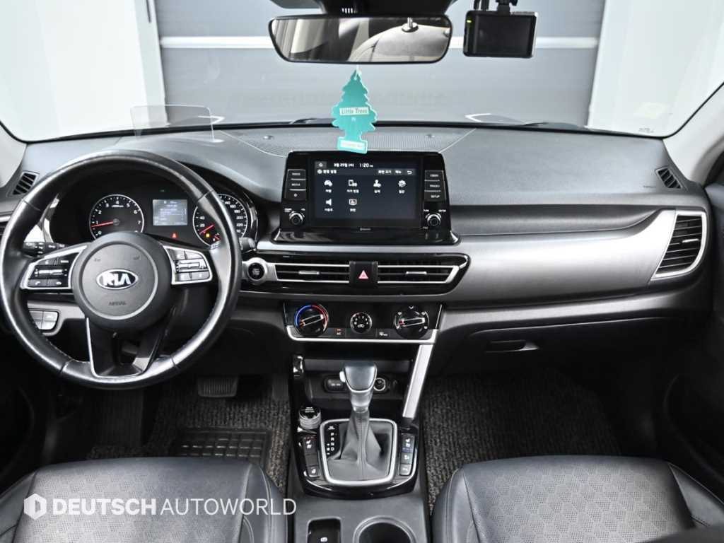 KIA Seltos - Vista 7