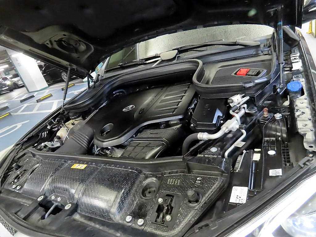 Mercedes Benz GLE Class 2020 Negro - Importación desde Corea - HF Imports Iquique - Foto 19