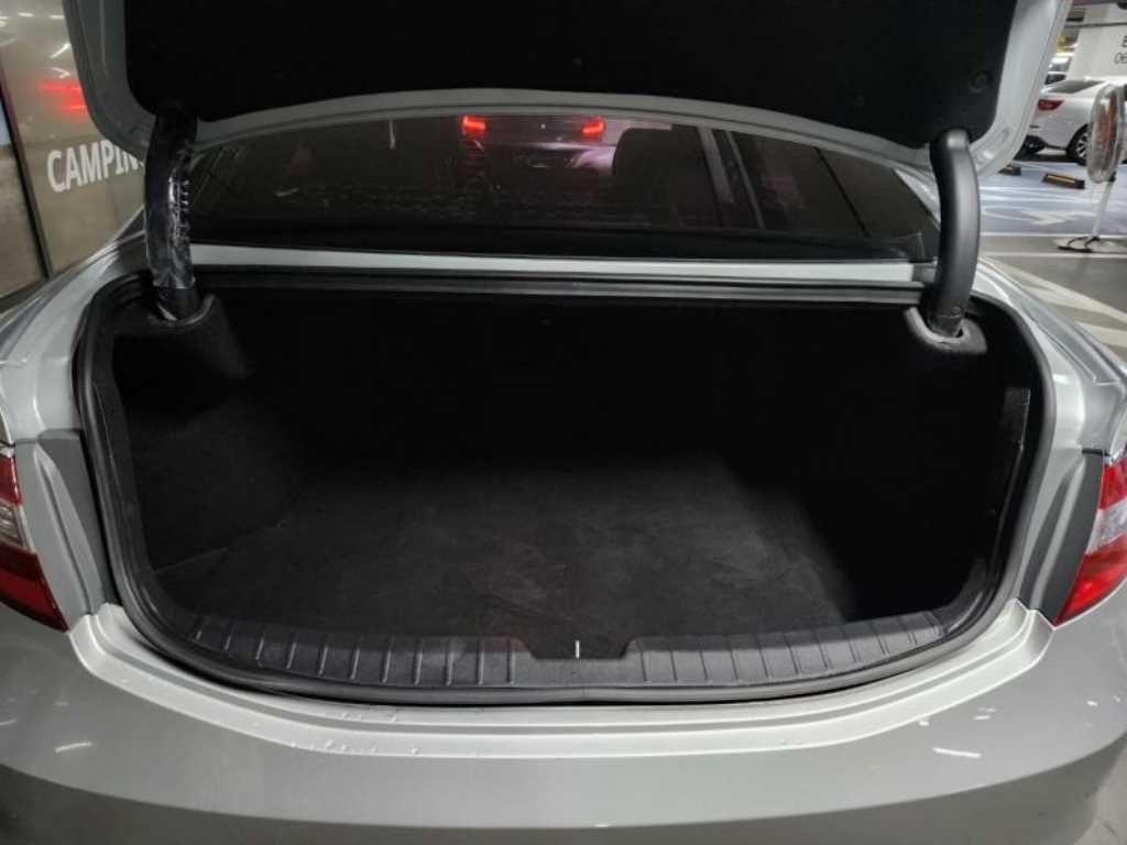 HYUNDAI Grandeur 2015 Plateado - Importación desde Corea - HF Imports Iquique - Foto 18