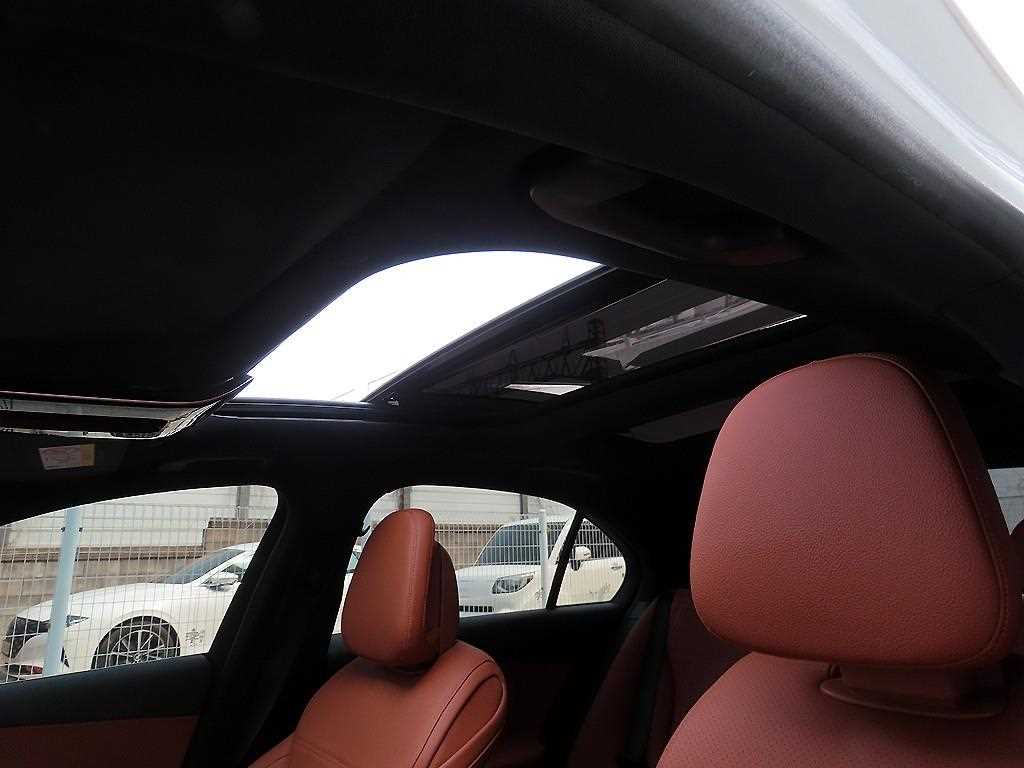 Mercedes Benz C Class 2023 Blanco - Importación desde Corea - HF Imports Iquique - Foto 17