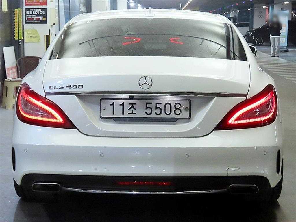 Mercedes Benz CLS Class - Vista 5