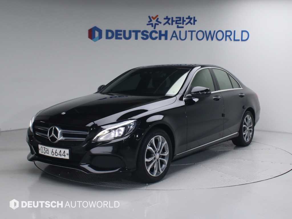 Mercedes Benz C Class 2016 Negro - Importación desde Corea - HF Imports Iquique - Foto 1