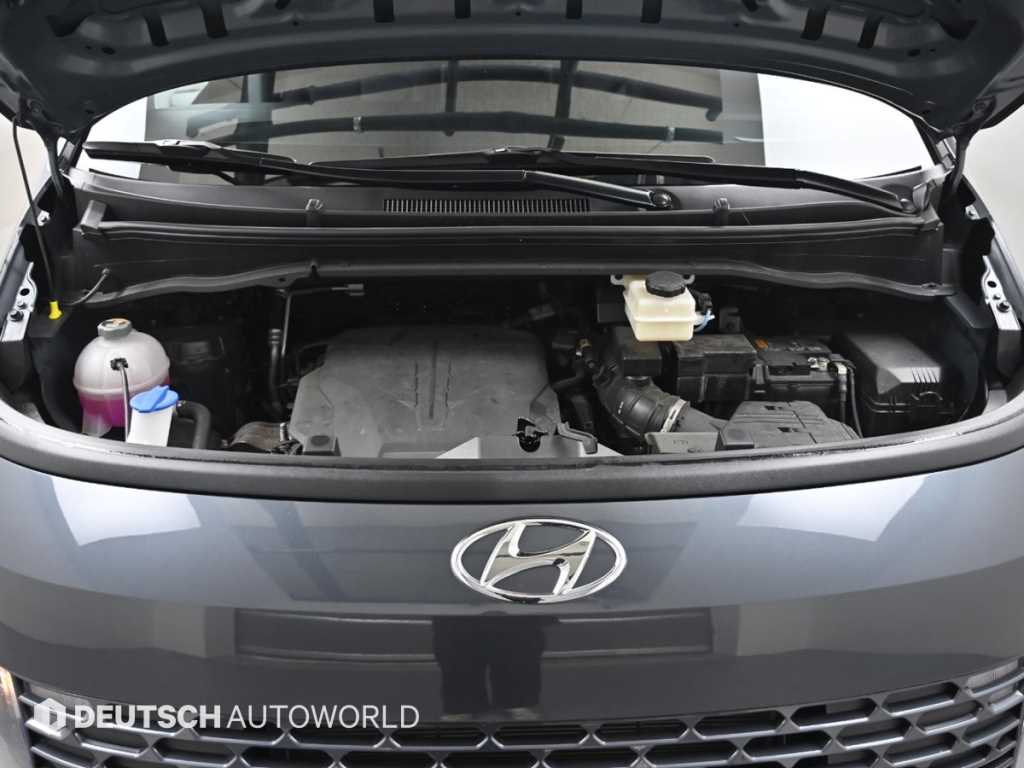 HYUNDAI Staria - Vista 6