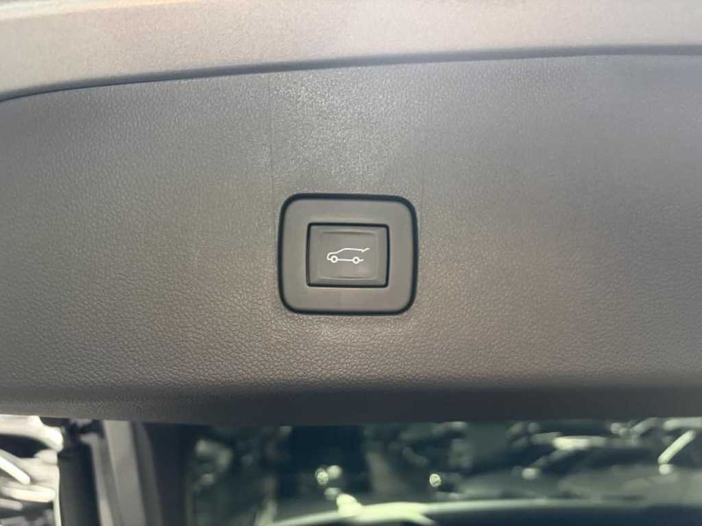 Chevrolet Trax 2025 Gris - Importación desde Corea - HF Imports Iquique - Foto 17