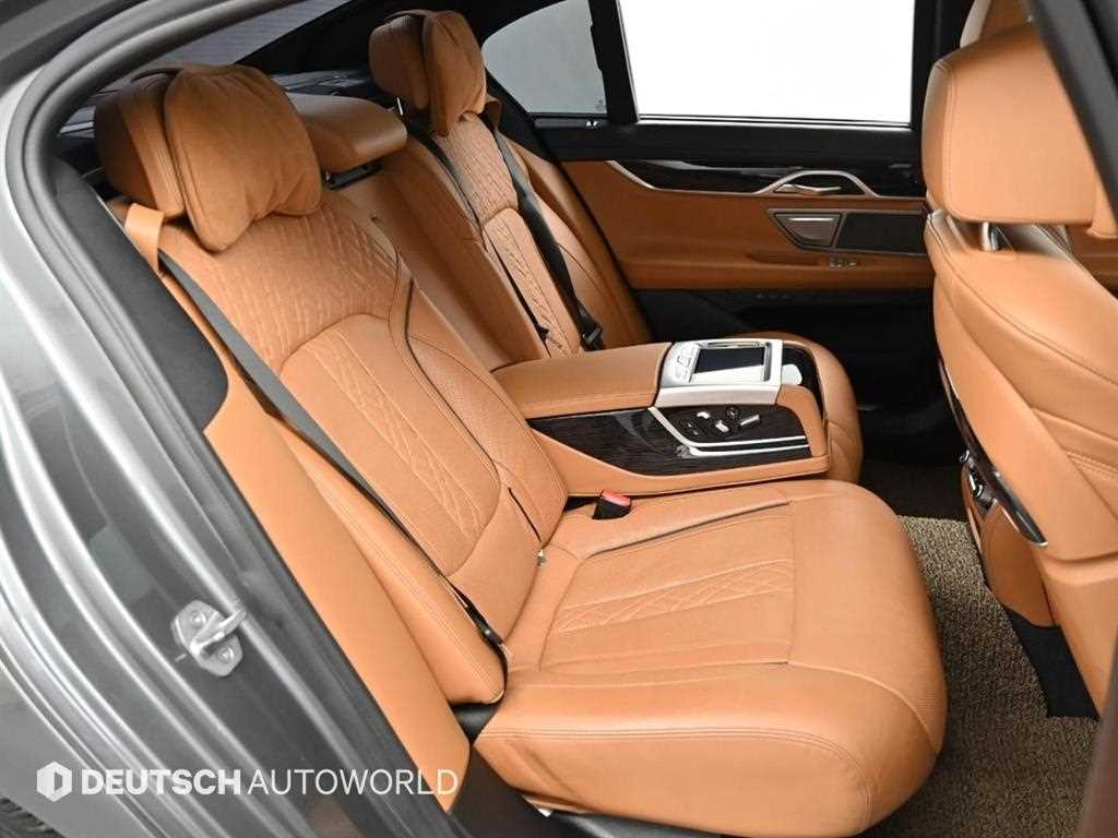 BMW 7 Series - Vista 12