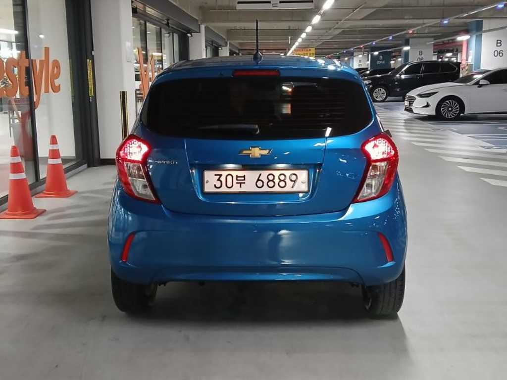 Chevrolet Spark - Vista 5