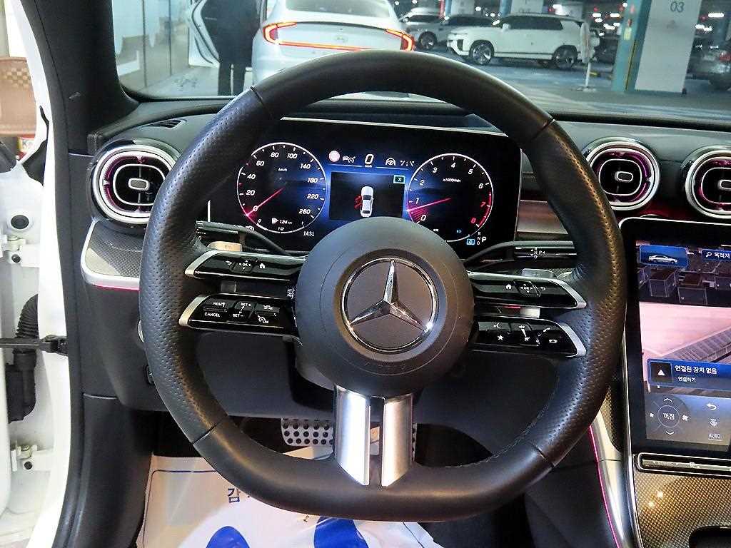 Mercedes Benz C Class - Vista 8