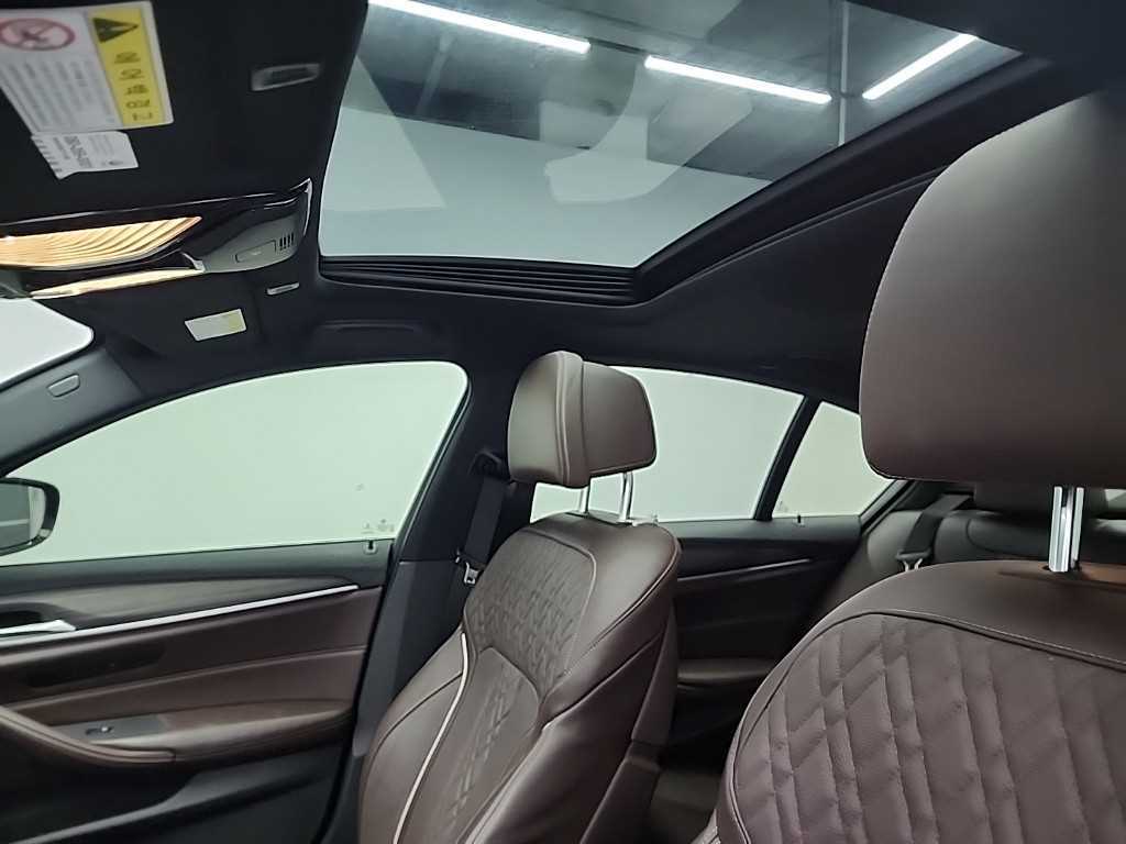 BMW 5 Series 2017 - Importación desde Corea - HF Imports Iquique - Foto 14