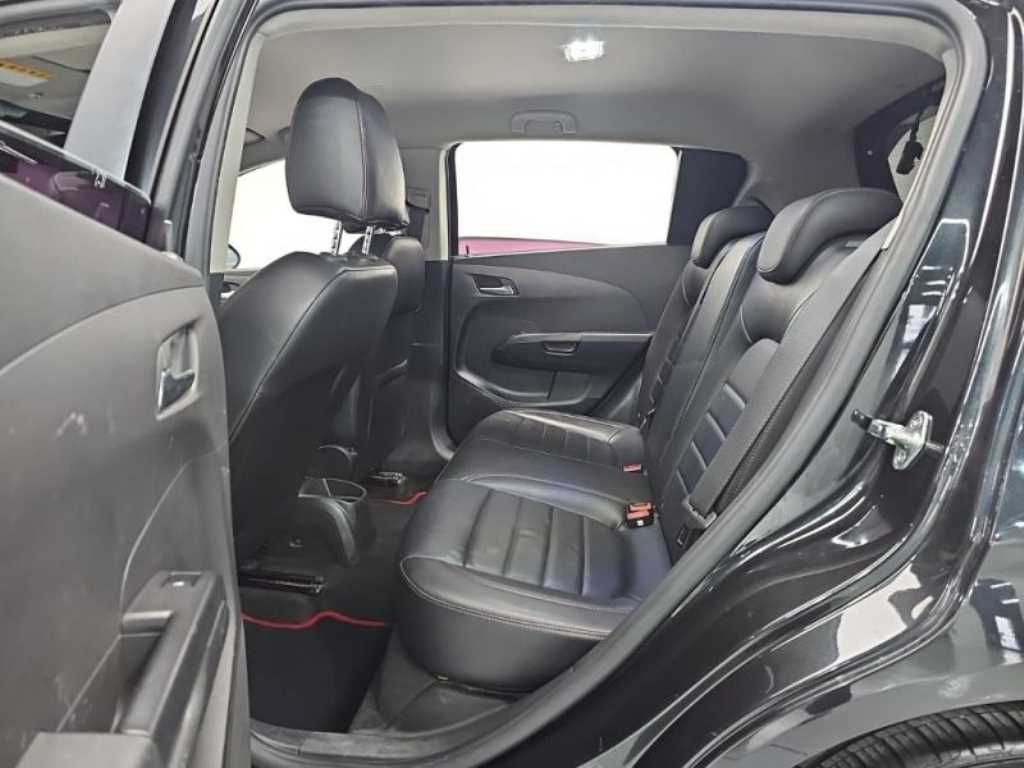 Chevrolet Abeo 2014 Negro - Importación desde Corea - HF Imports Iquique - Foto 17