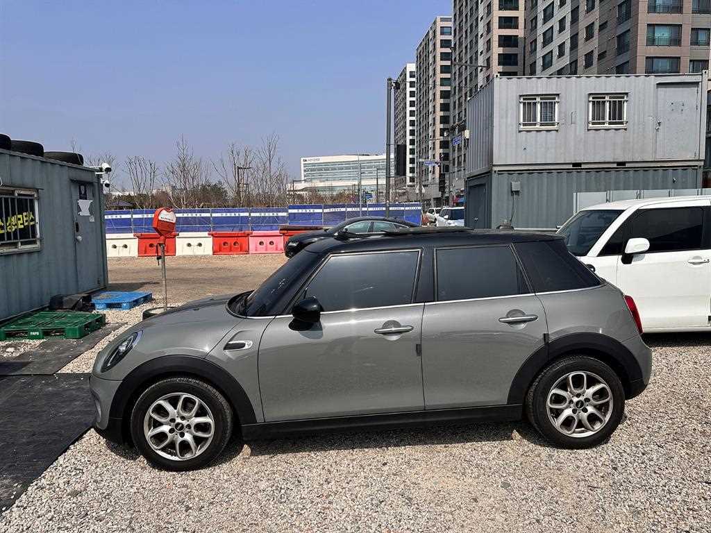 Mini Cooper - Vista 3