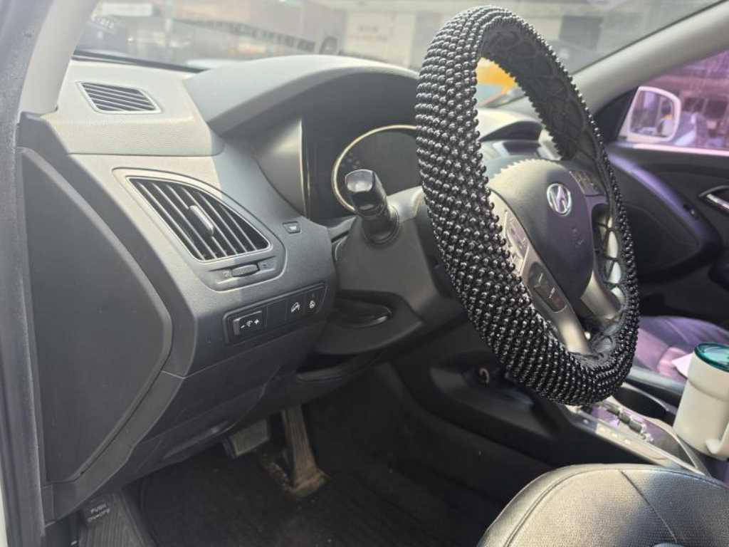 HYUNDAI Tucson - Vista 7