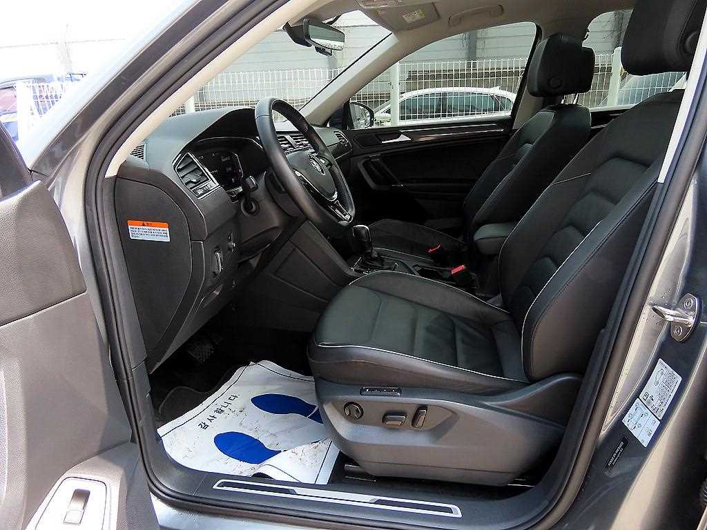 Volkswagen Tiguan - Vista 5