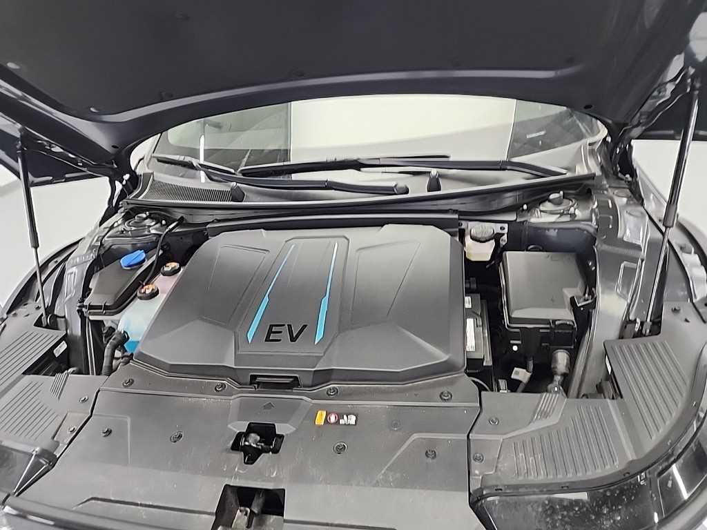 HYUNDAI Ioniq 5 - Vista 5