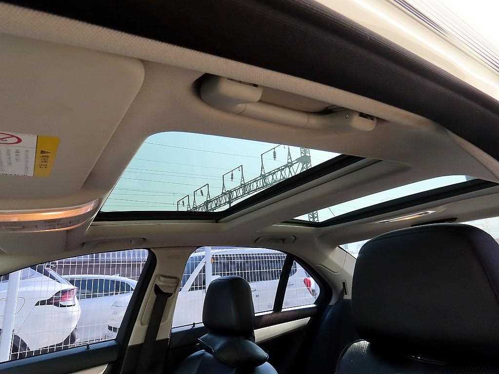 Mercedes Benz C Class 2012 Blanco - Importación desde Corea - HF Imports Iquique - Foto 18