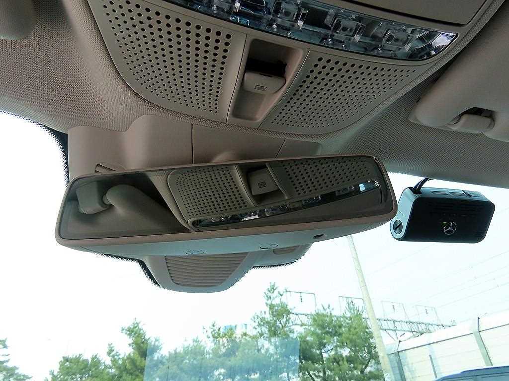 Mercedes Benz E class 2018 Negro - Importación desde Corea - HF Imports Iquique - Foto 14