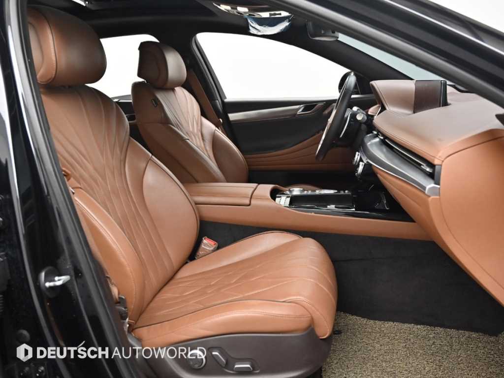 Genesis G80 - Vista 10