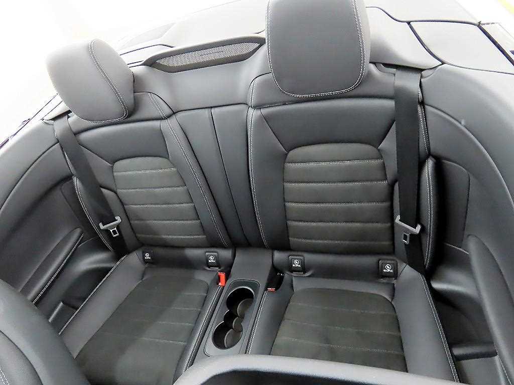 Mercedes Benz C Class - Vista 6