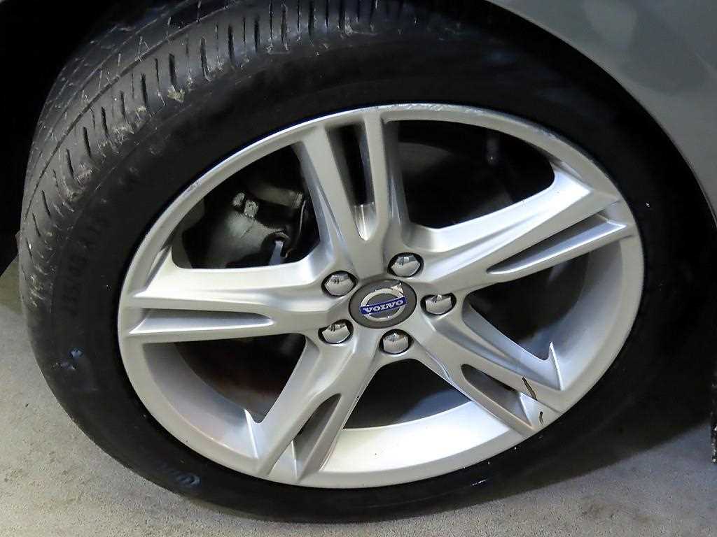 Volvo S60 2017 Gris - Importación desde Corea - HF Imports Iquique - Foto 18