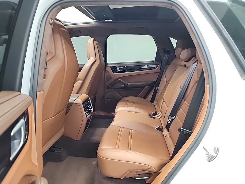 Porsche Cayenne - Vista 12
