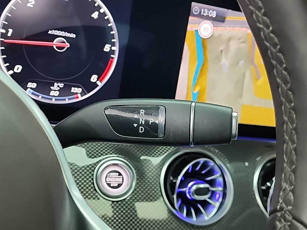 Mercedes Benz CLS Class - Vista 8