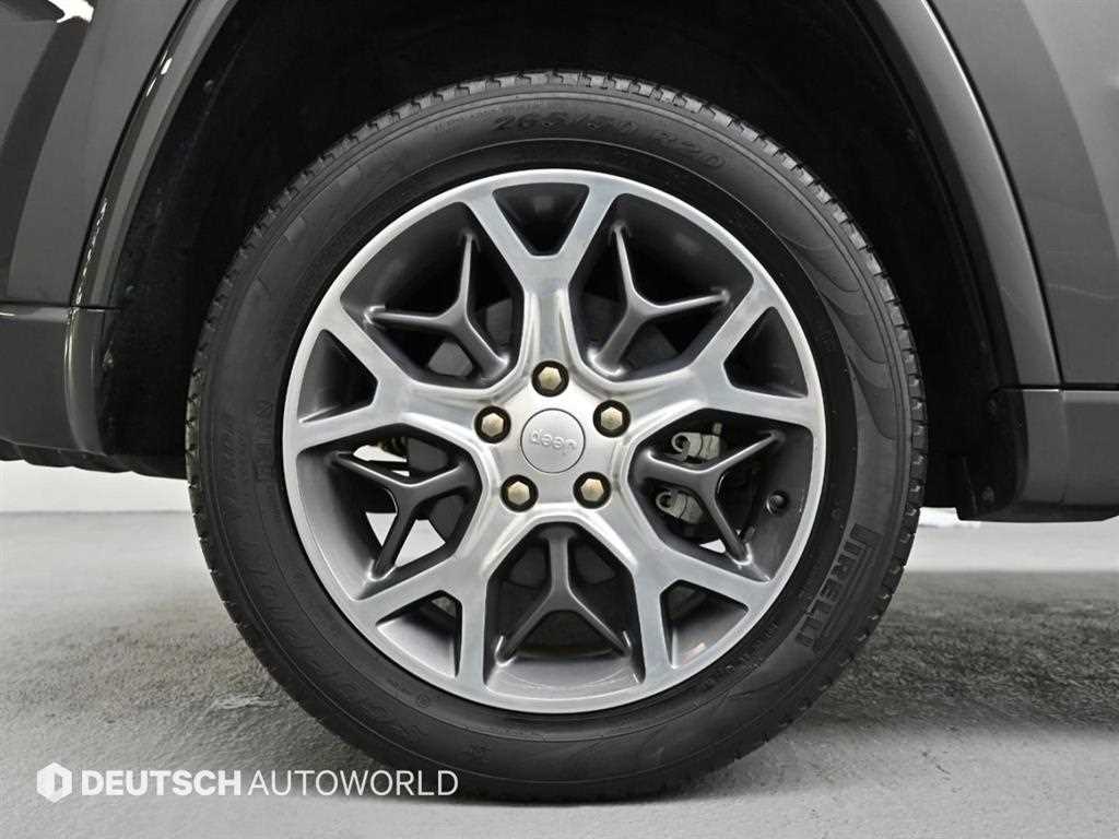 Jeep Cherokee - Vista 5