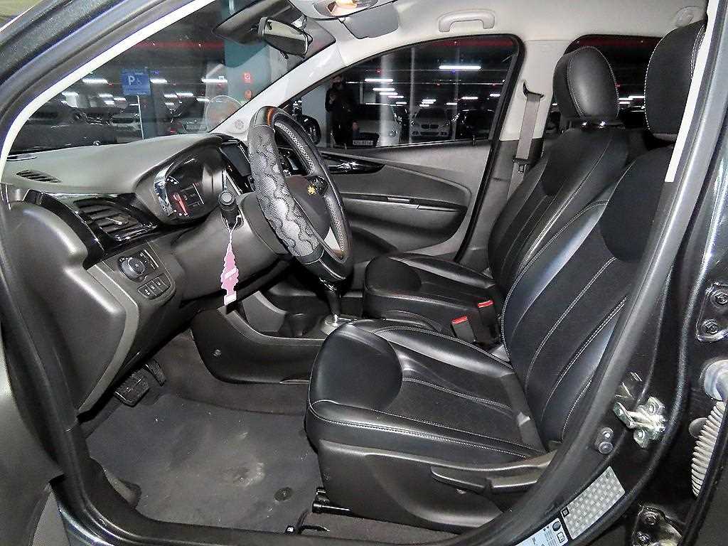 Chevrolet Spark - Vista 6