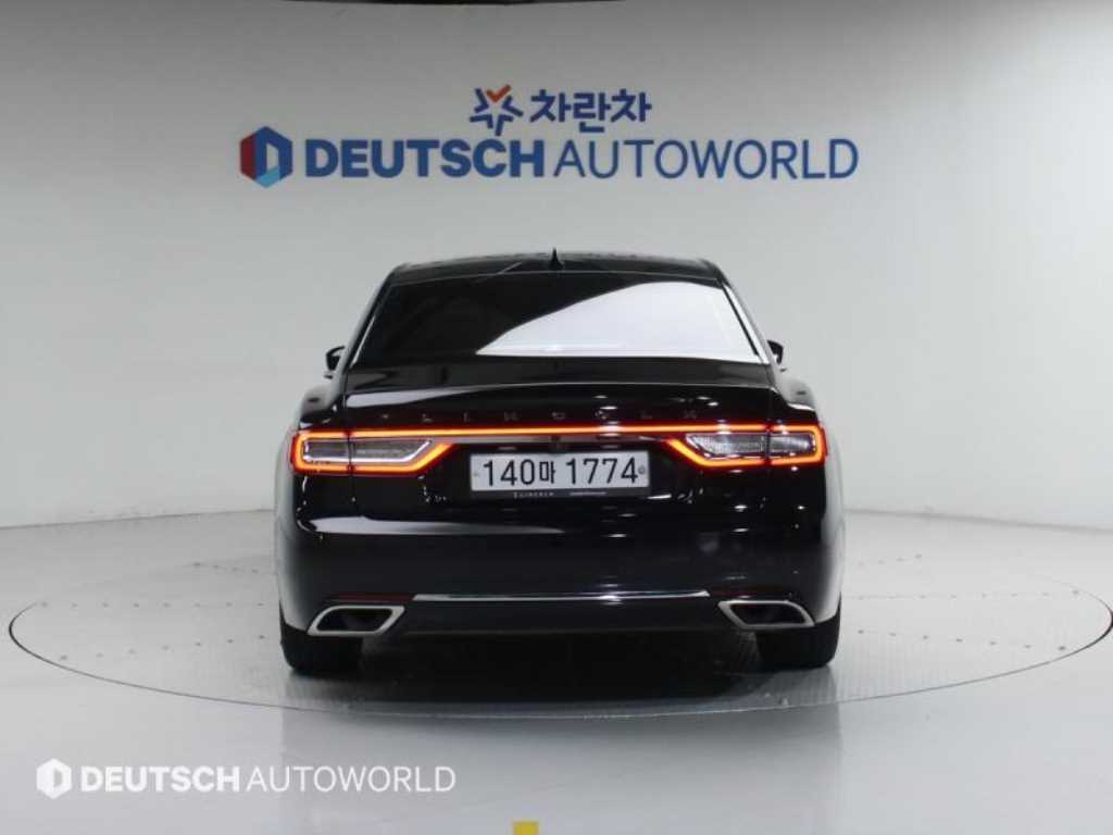 Lincoln Continental - Vista 4