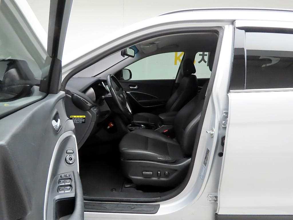 HYUNDAI Santa Fe - Vista 12