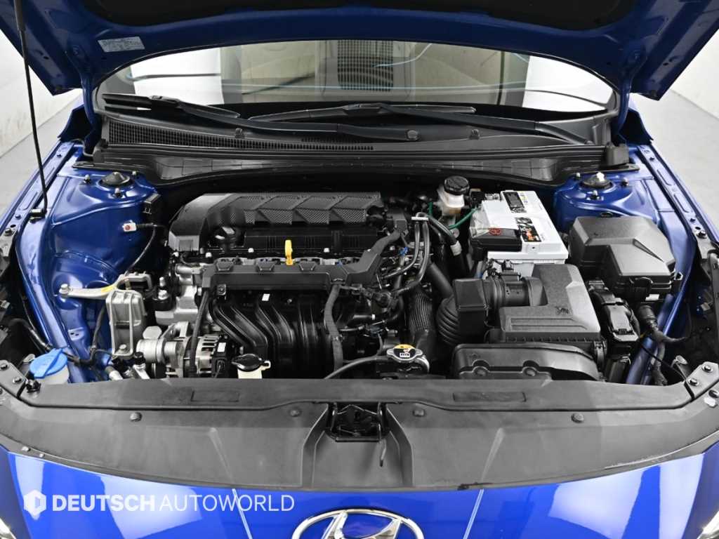 HYUNDAI Avante - Vista 6