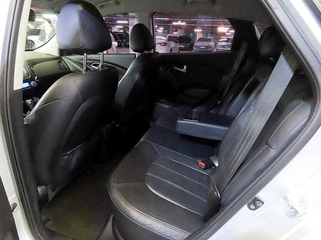 HYUNDAI Tucson - Vista 7