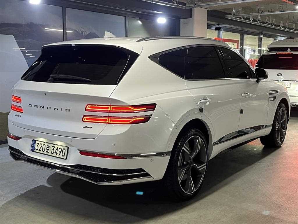 Genesis GV80 - Vista 4