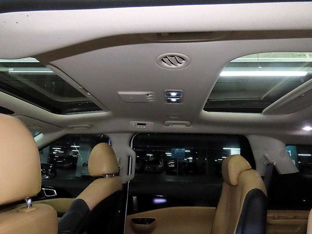 KIA Carnival 2023 Blanco - Importación desde Corea - HF Imports Iquique - Foto 14