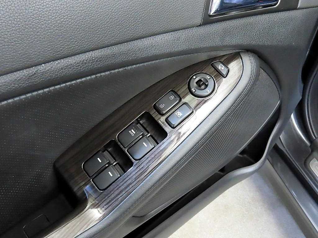 KIA K5 2012 Gris - Importación desde Corea - HF Imports Iquique - Foto 17