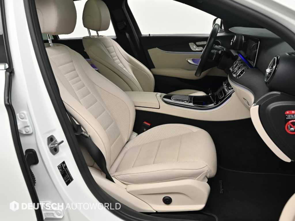 Mercedes Benz E class - Vista 10