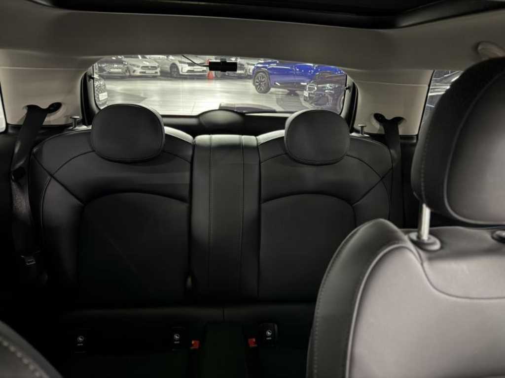 Mini Cooper - Vista 9