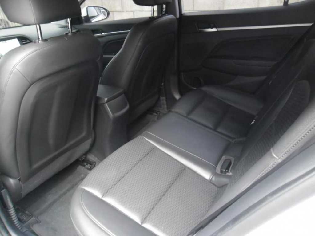 HYUNDAI Avante 2019 - Importación desde Corea - HF Imports Iquique - Foto 13