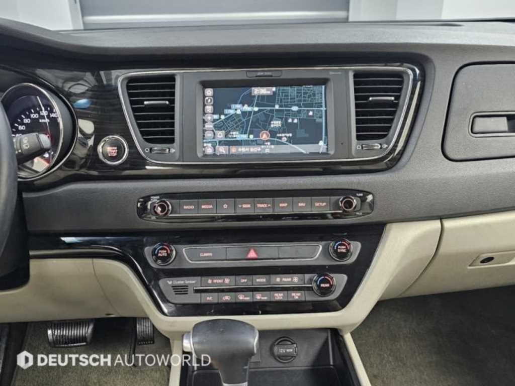 KIA Carnival 2019 Blanco - Importación desde Corea - HF Imports Iquique - Foto 14