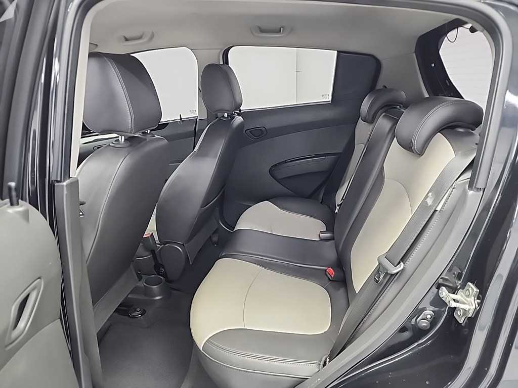 Chevrolet Spark - Vista 12