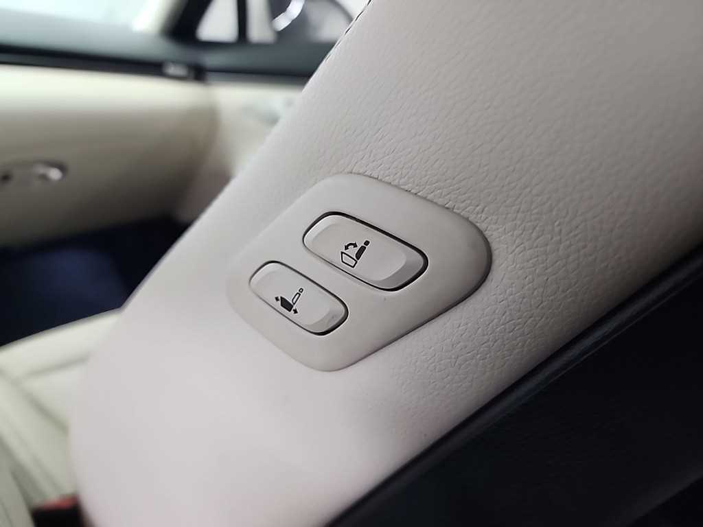 Genesis GV70 2021 Blanco - Importación desde Corea - HF Imports Iquique - Foto 14