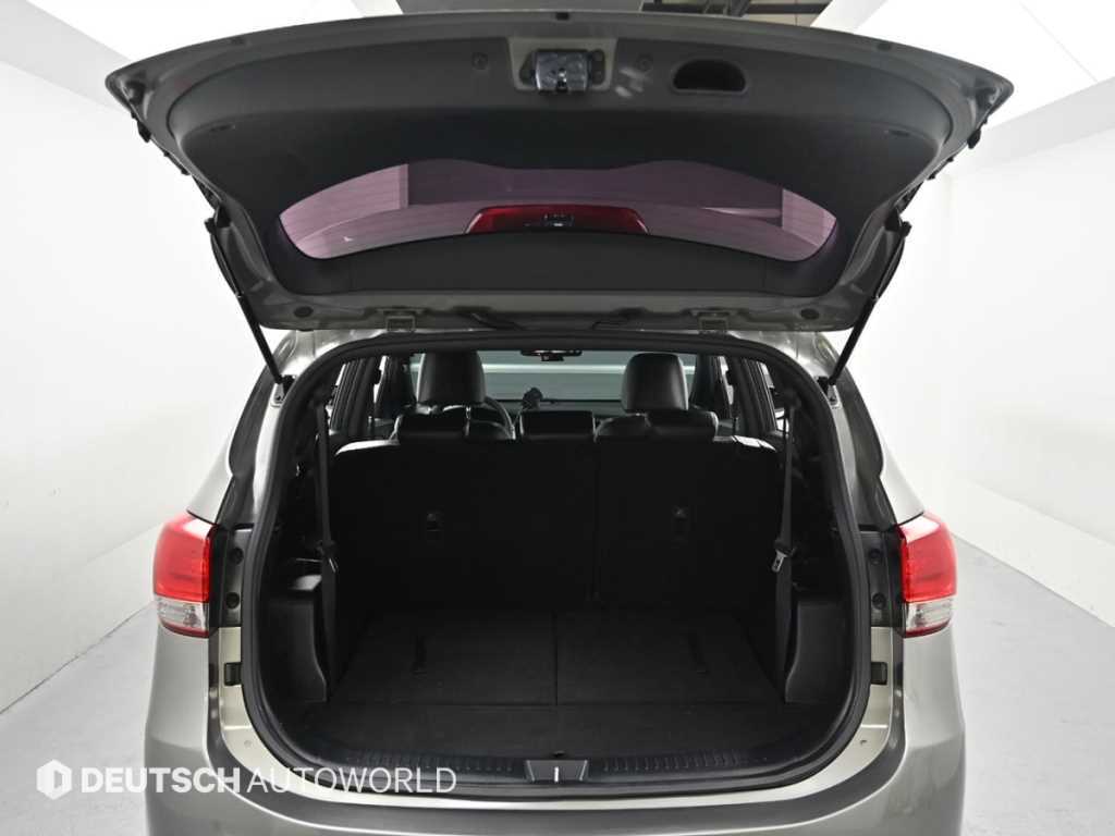 KIA Carens 2014 Gris - Importación desde Corea - HF Imports Iquique - Foto 19