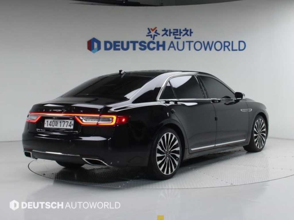 Lincoln Continental - Vista 2