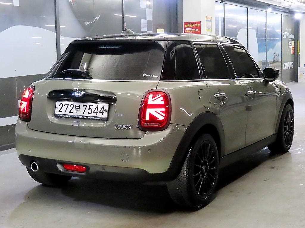 Mini Cooper - Vista 4