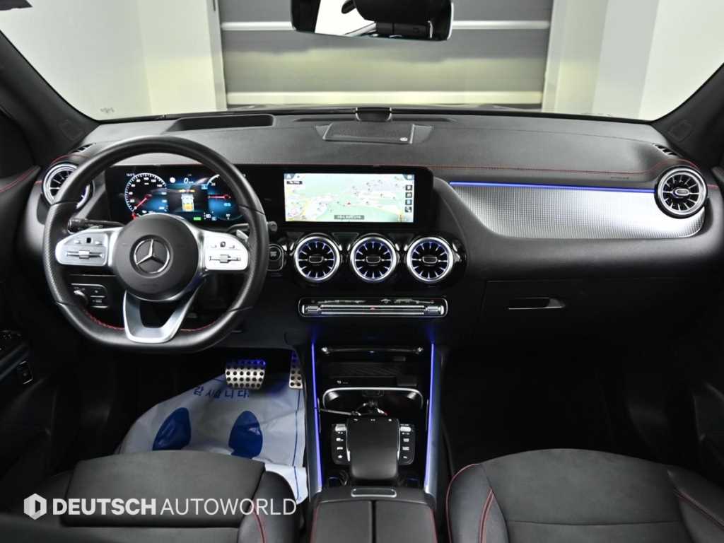 Mercedes Benz EQA - Vista 7