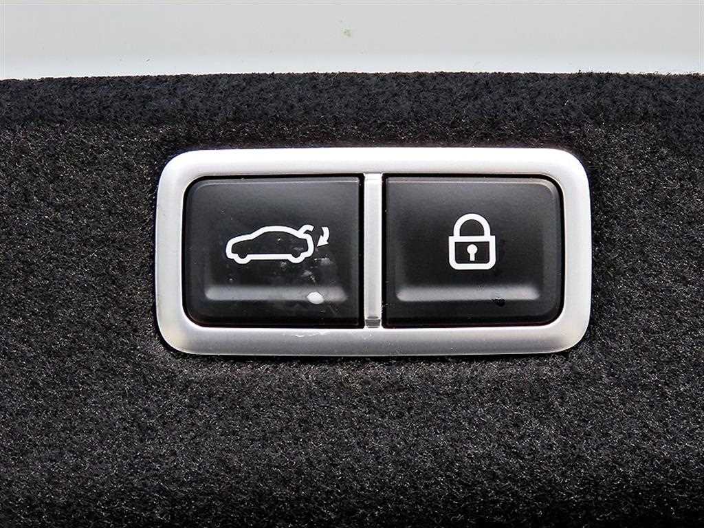 Genesis G70 2023 Blanco - Importación desde Corea - HF Imports Iquique - Foto 16