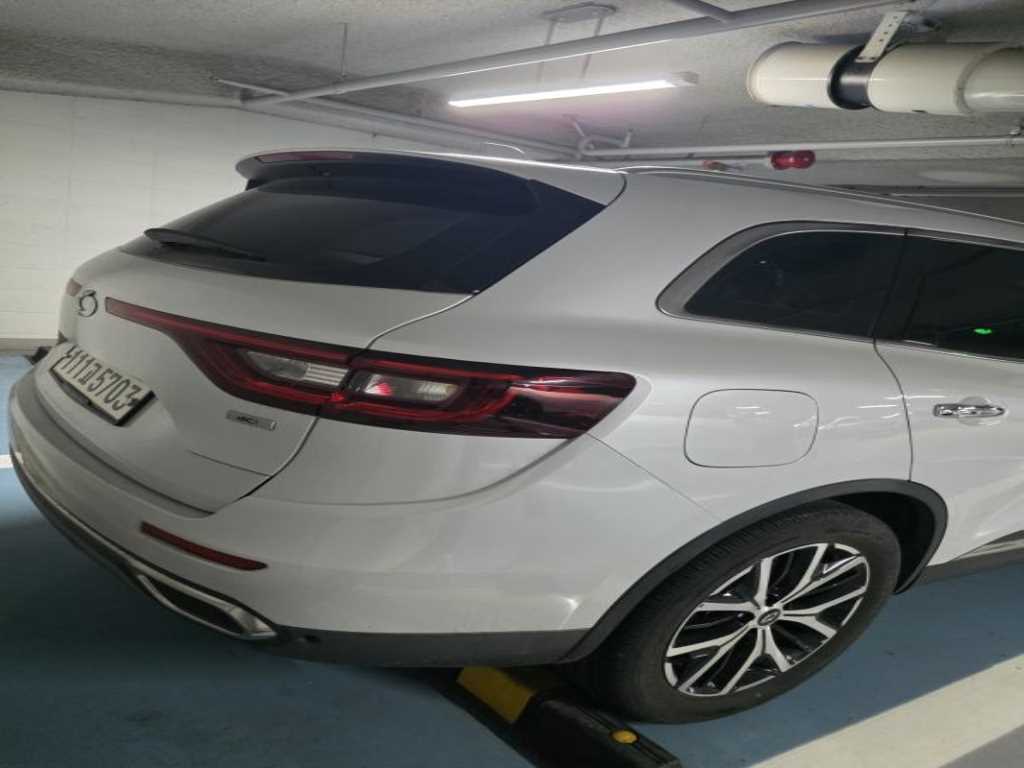 SAMSUNG QM6 - Vista 4