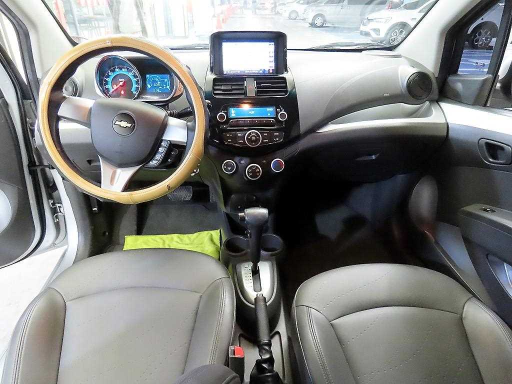 Chevrolet Spark - Vista 10
