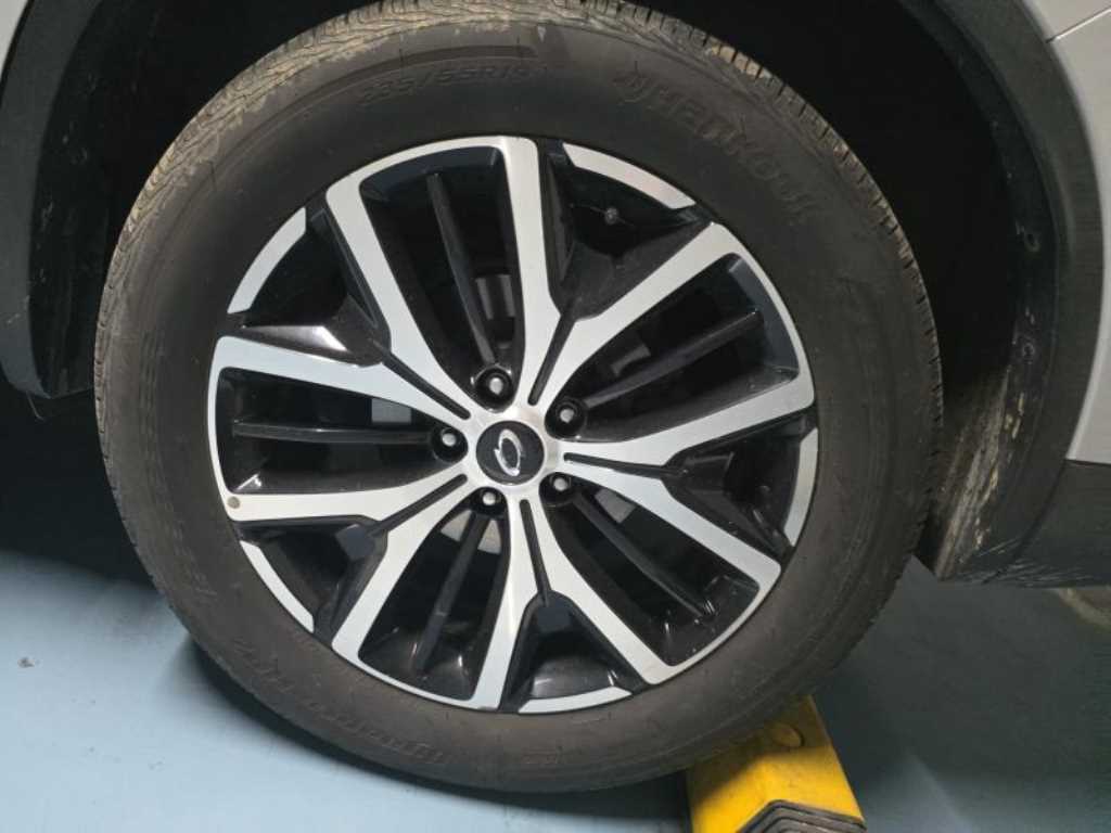 SAMSUNG QM6 - Vista 6