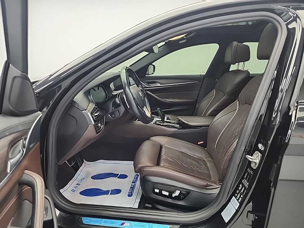 BMW 5 Series - Vista 11